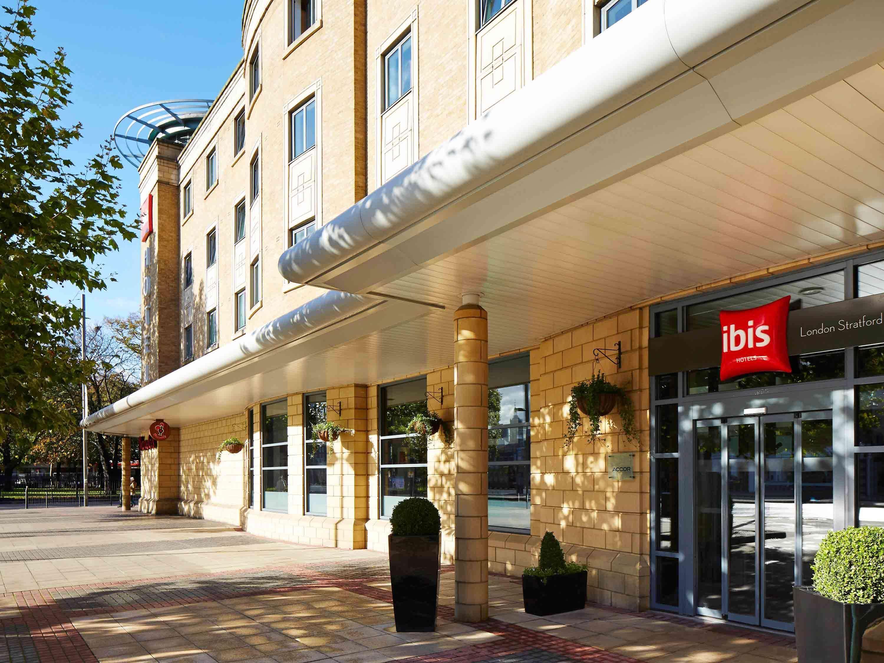 Ibis London Stratford Hotel Exterior photo